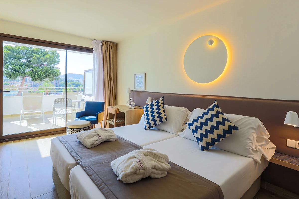 Acceso directo a la terraza desde la habitación del Fergus Style Tobago